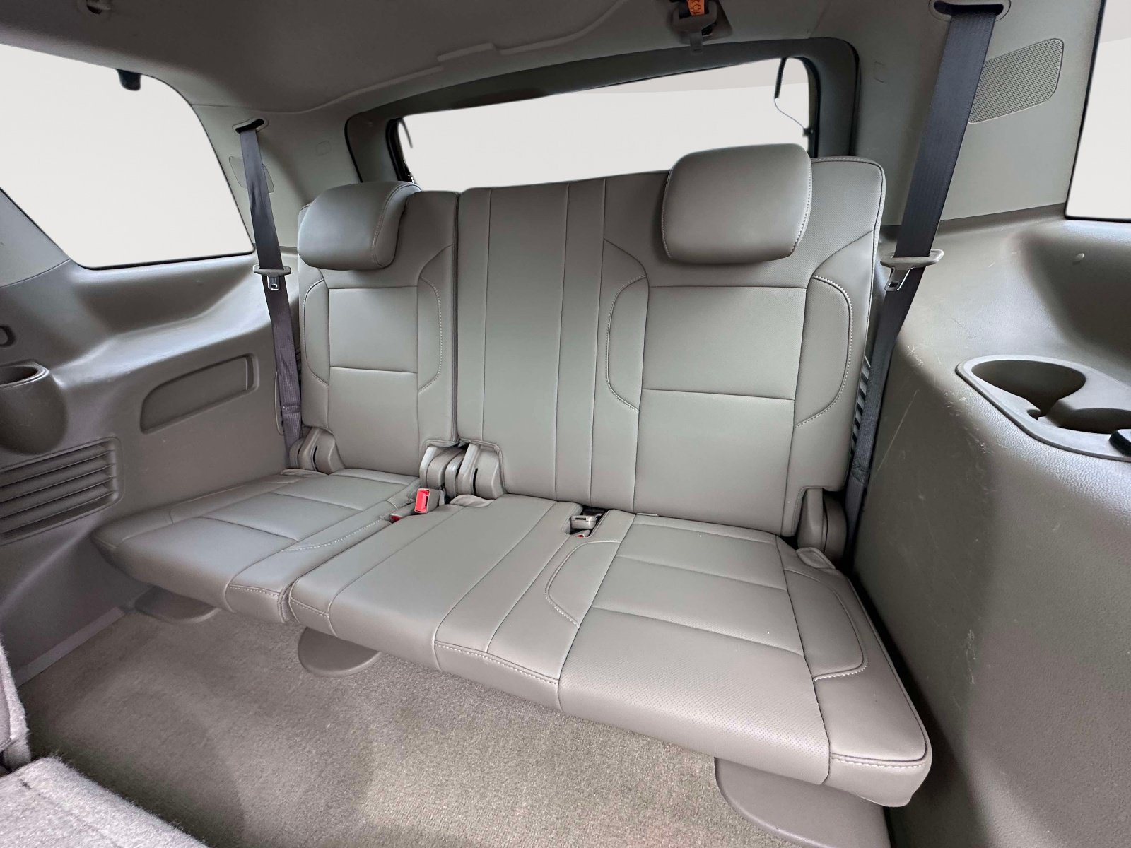 Used 2019 Chevrolet Tahoe Premier AWD/4WD image 31
