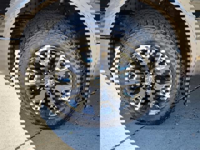 Used 2022 Nissan Titan Platinum Reserve w/ Moonroof Package AWD/4WD image 6