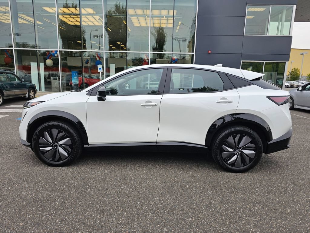 Used 2024 Nissan Ariya AWD image 8
