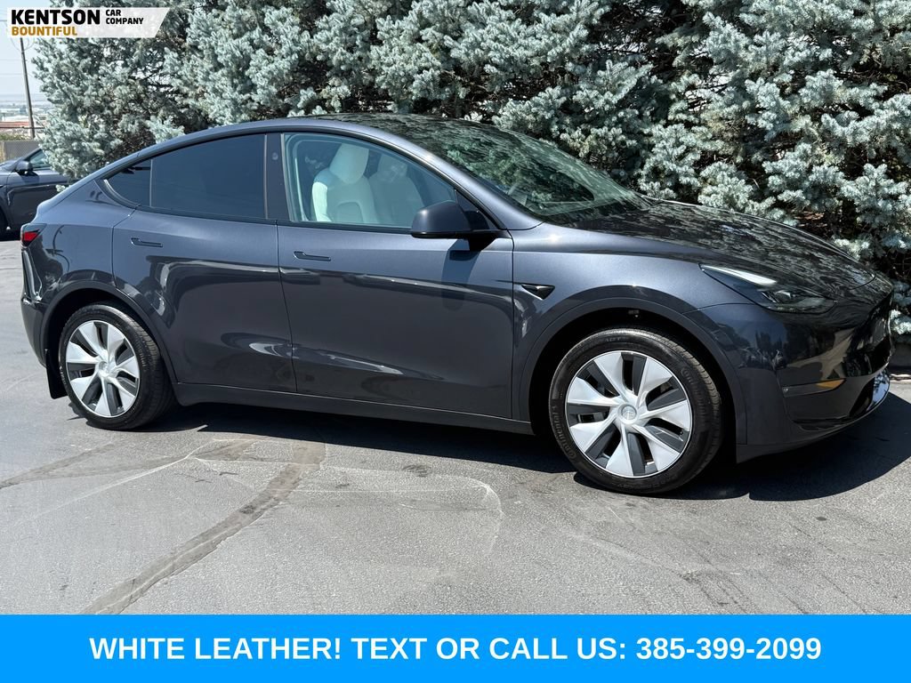 Used 2024 Tesla Model Y Long Range AWD/4WD image 11