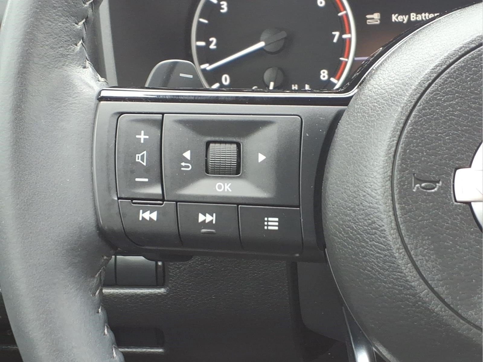 Certified 2023 Nissan Rogue SV w/ SV Premium B Package AWD/4WD image 17