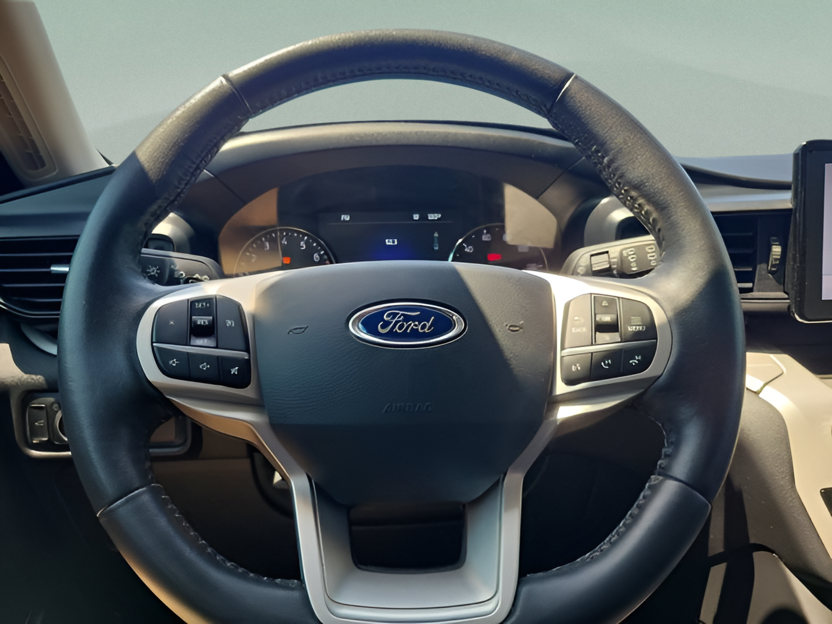 Used 2020 Ford Explorer XLT RWD image 20