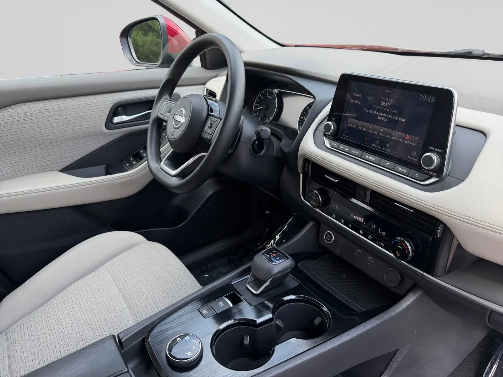 Used 2022 Nissan Rogue SV AWD/4WD image 34