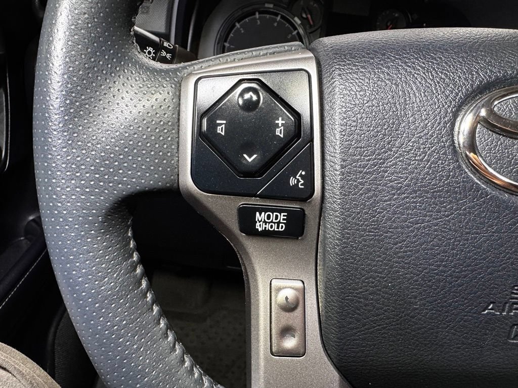 Certified 2023 Toyota 4Runner SR5 AWD/4WD image 29
