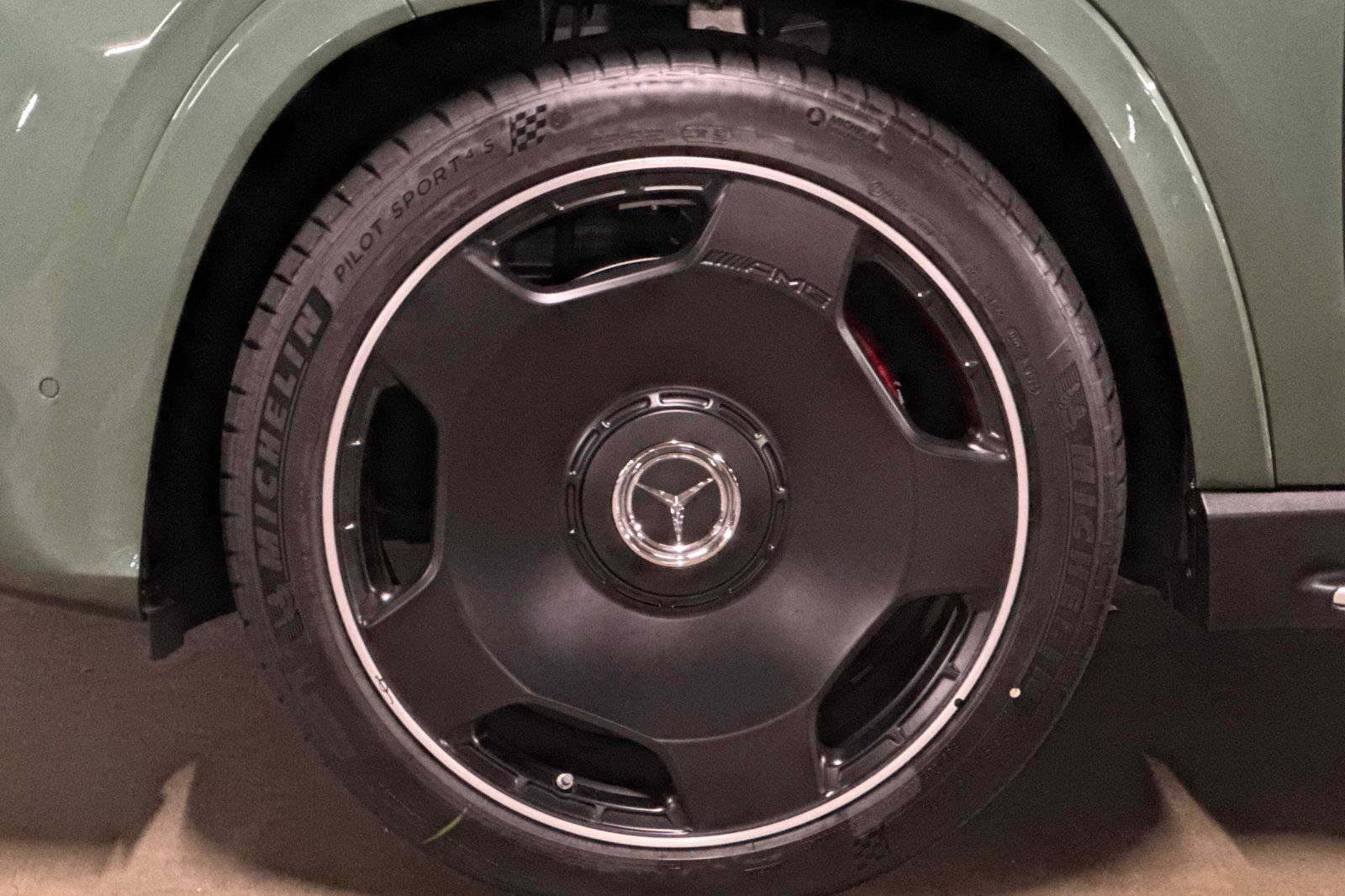 New 2026 Mercedes-Benz GLS 63 AMG 4MATIC image 11