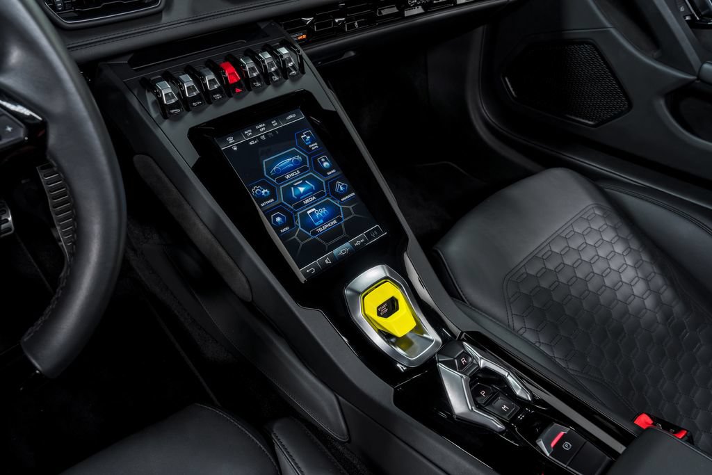 Used 2022 Lamborghini Huracan EVO AWD/4WD image 23