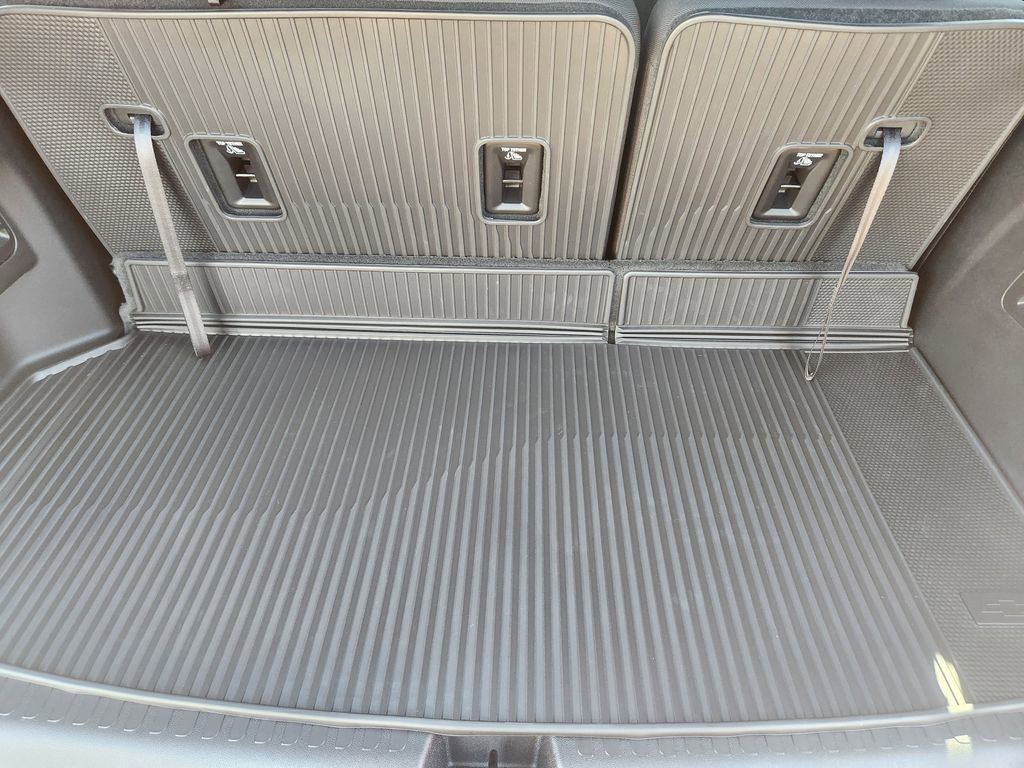 New 2026 Chevrolet Traverse RS w/ LPO, Floor Liner Package image 22
