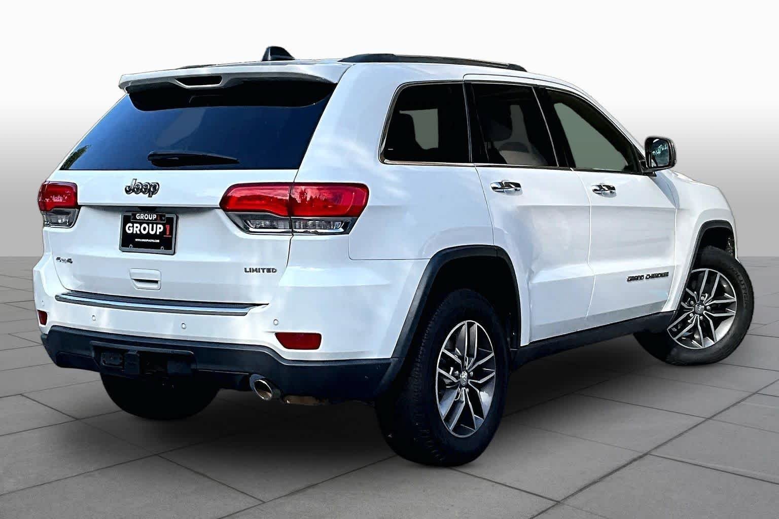 Used 2018 Jeep Grand Cherokee Limited w/ Trailer Tow Group IV AWD/4WD image 13