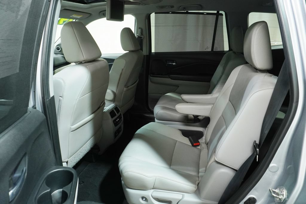 Used 2019 Honda Pilot Elite image 13