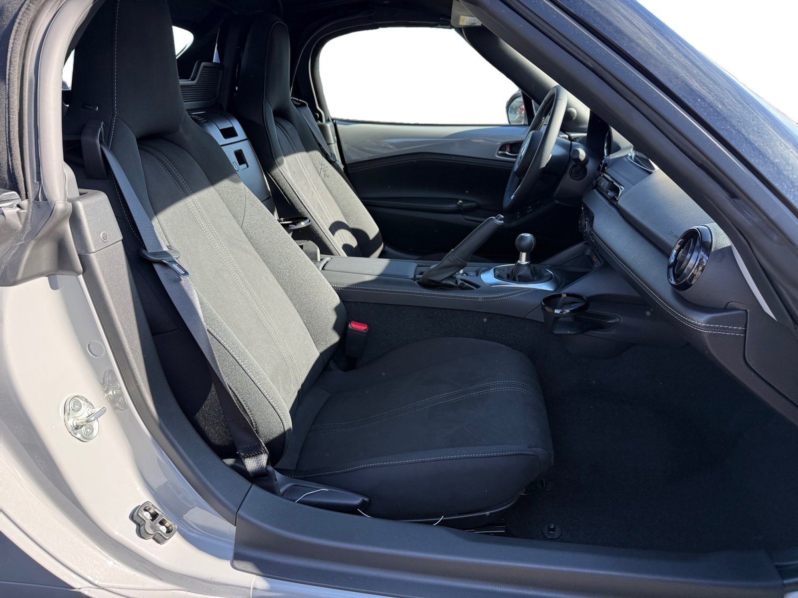 New 2026 MAZDA MX-5 Miata Club image 17