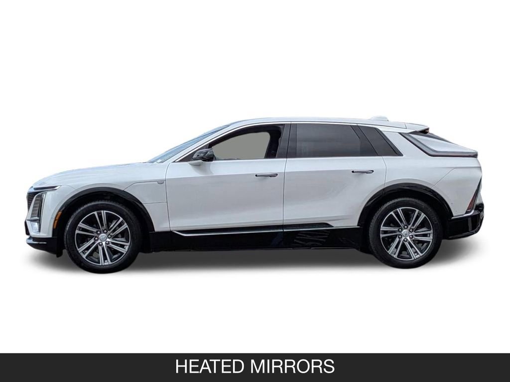 Used 2024 Cadillac Lyriq Luxury RWD image 7
