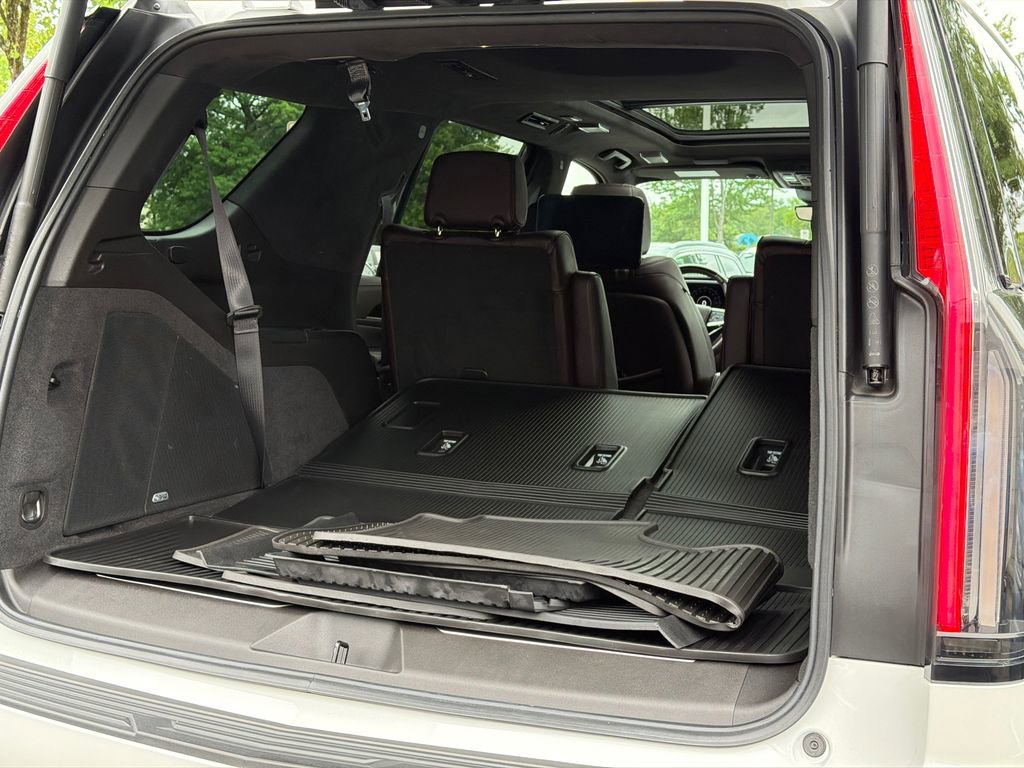 Used 2021 Cadillac Escalade Sport Platinum AWD/4WD image 9