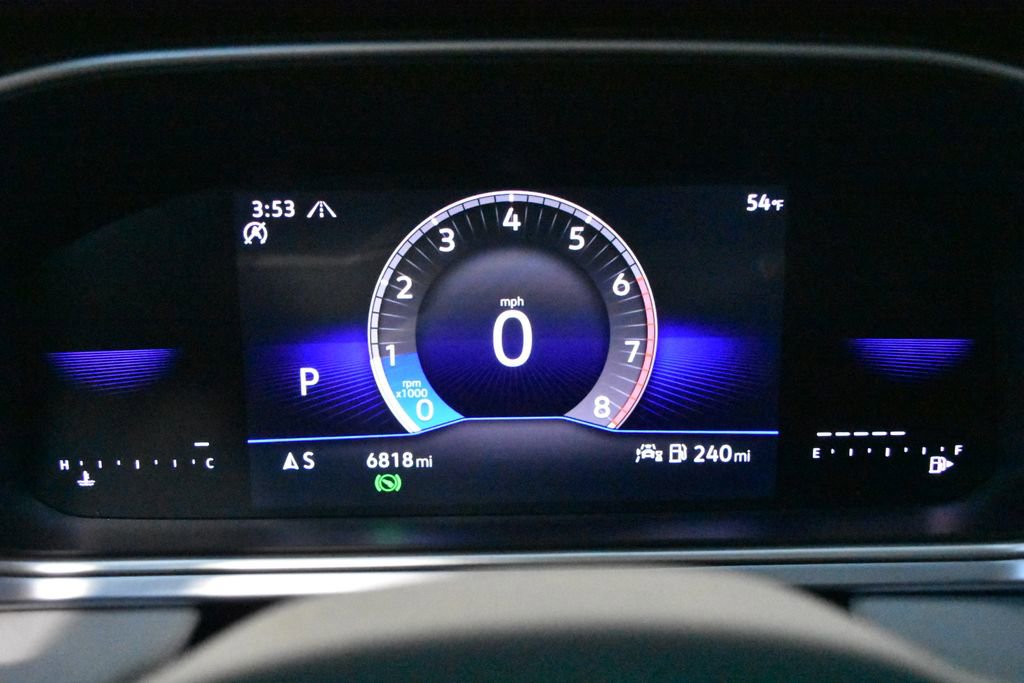 Certified 2025 Volkswagen Taos SE w/ Panoramic Sunroof Package image 16