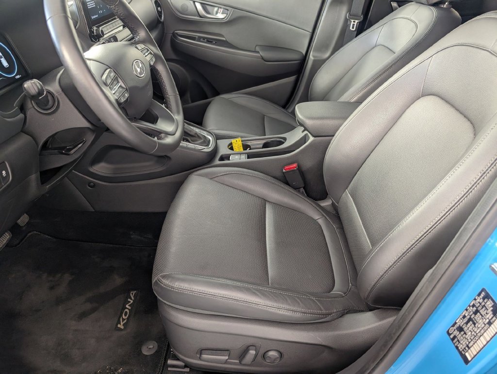 Used 2023 Hyundai Kona Limited AWD/4WD image 15