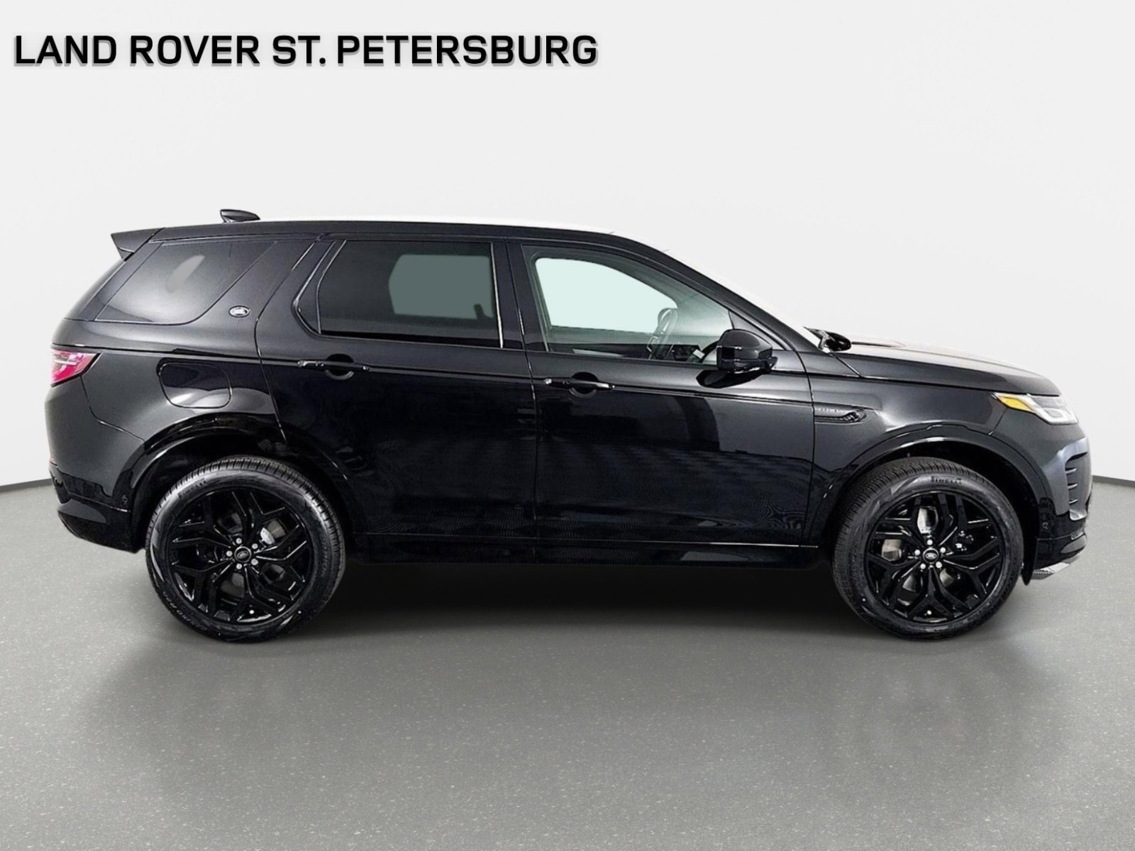 Used 2026 Land Rover Discovery Sport Landmark AWD/4WD image 4