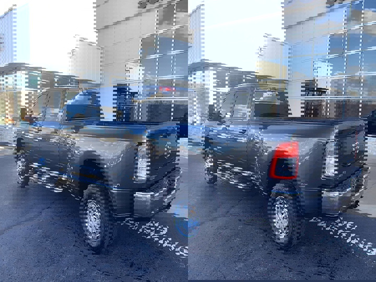 Certified 2024 RAM 3500 Big Horn image 7