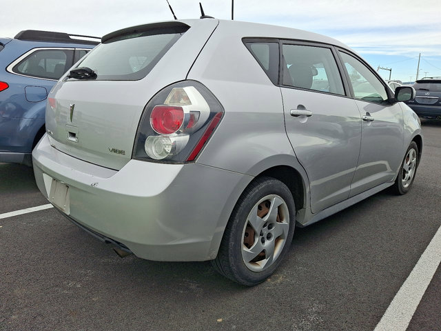 Used 2009 Pontiac Vibe w/ Preferred Package FWD image 6