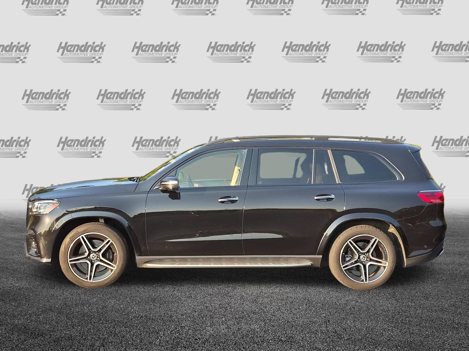 Used 2024 Mercedes-Benz GLS 450 4MATIC image 7