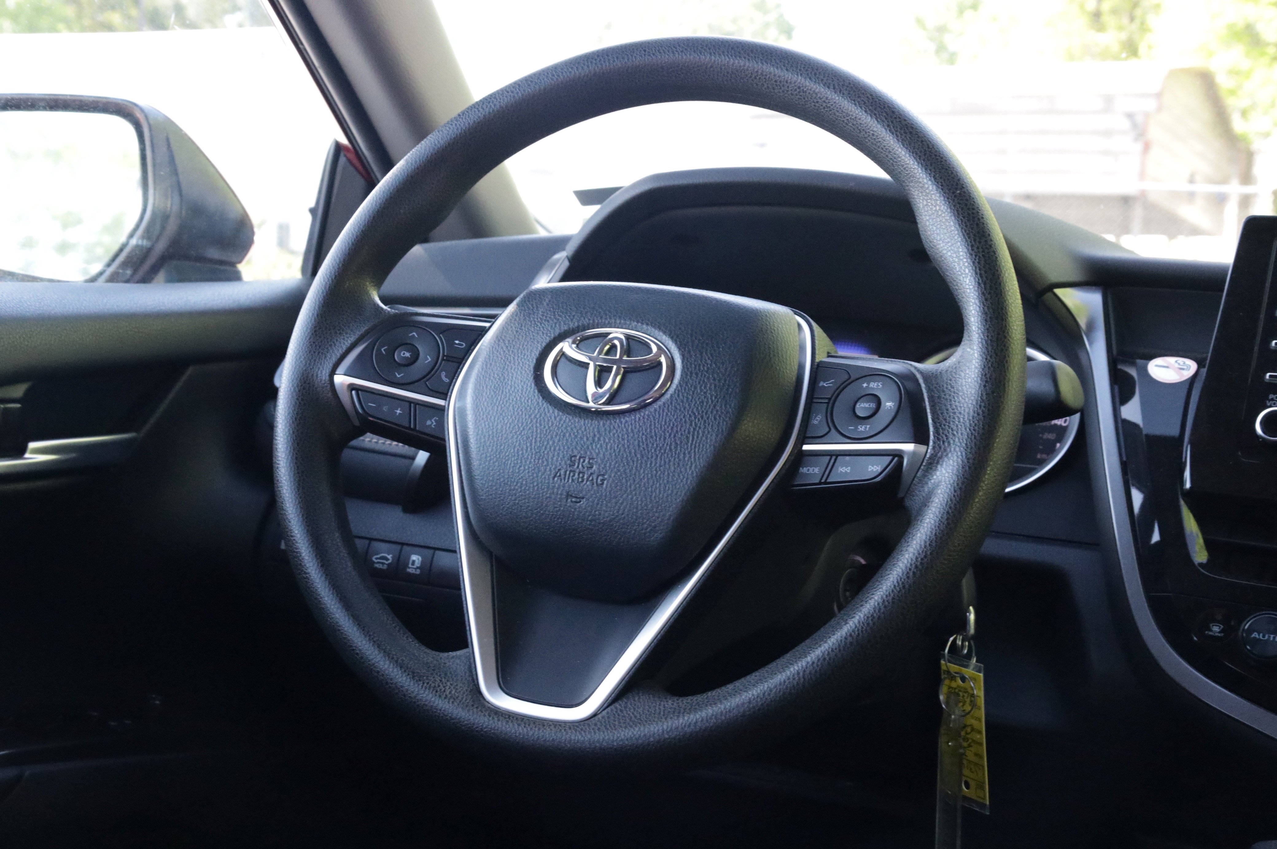 Used 2024 Toyota Camry LE FWD image 8