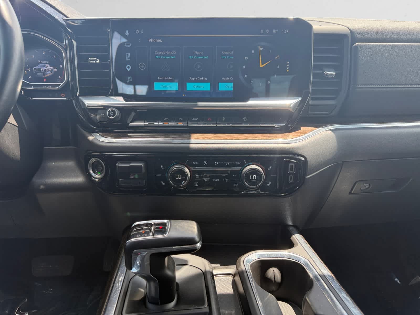 Used 2025 Chevrolet Silverado 1500 LT Trail Boss w/ Convenience Package II AWD/4WD image 11