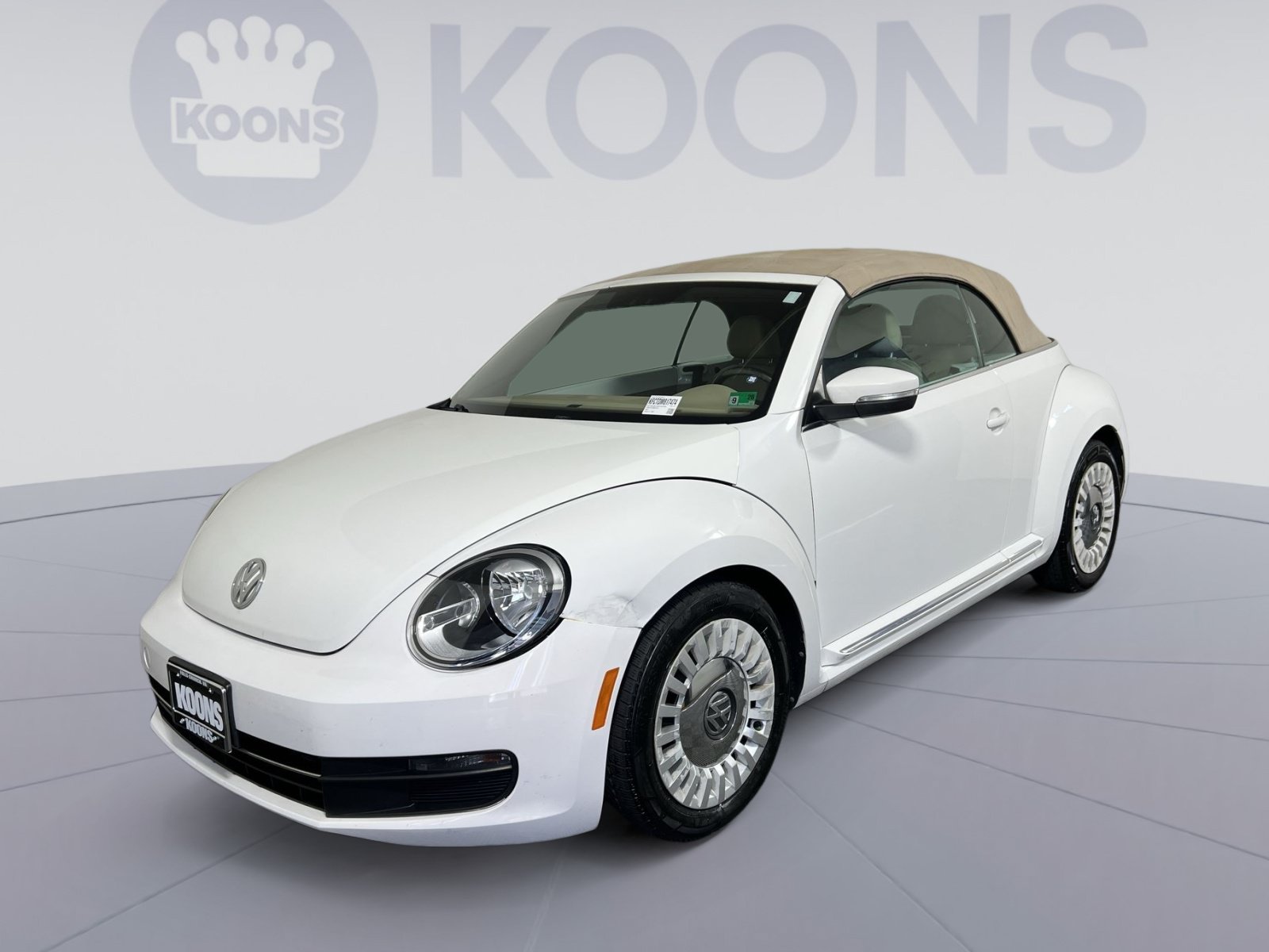 Used 2013 Volkswagen Beetle 2.5 FWD image 1