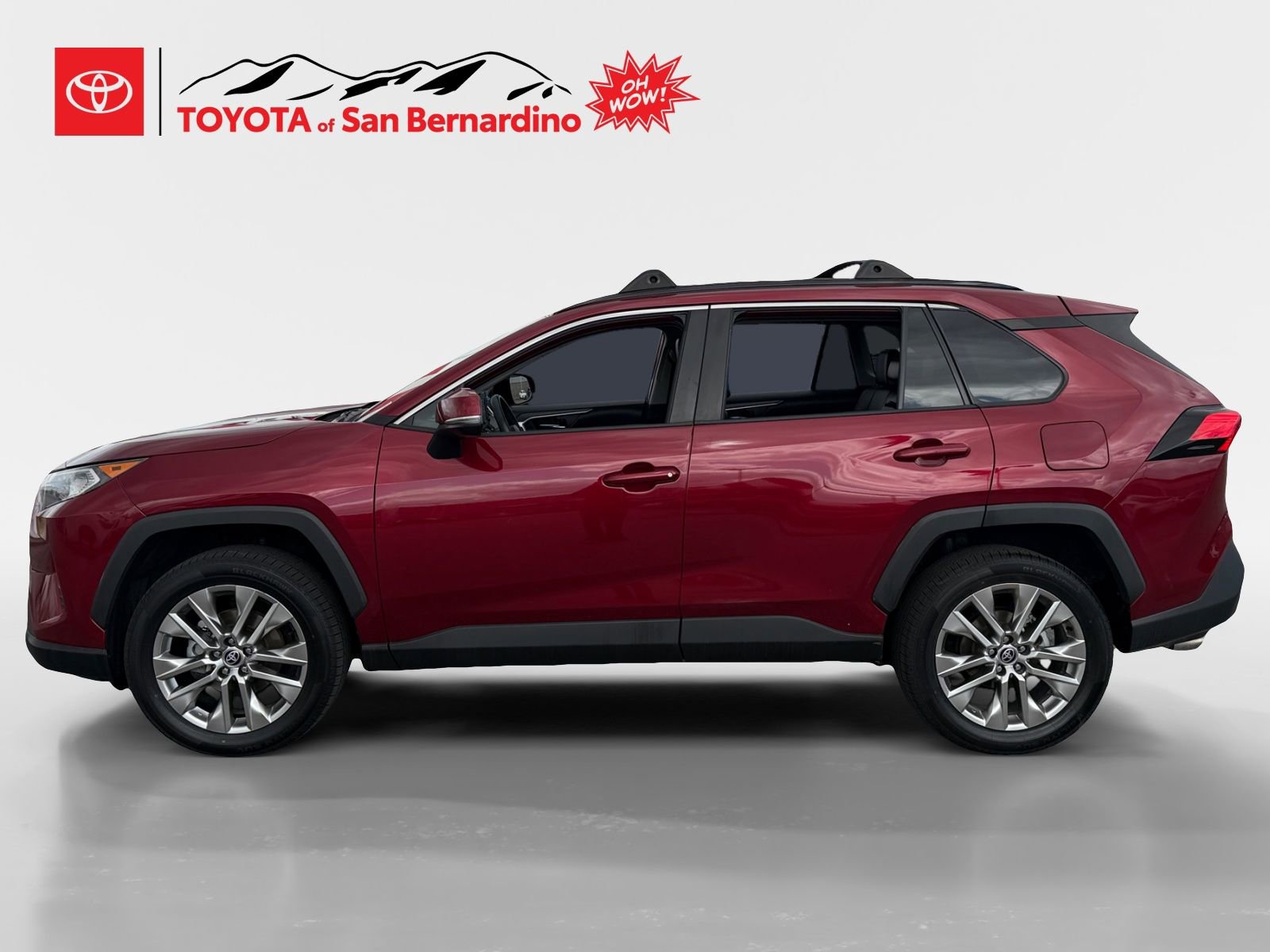 Certified 2021 Toyota RAV4 XLE Premium FWD image 2
