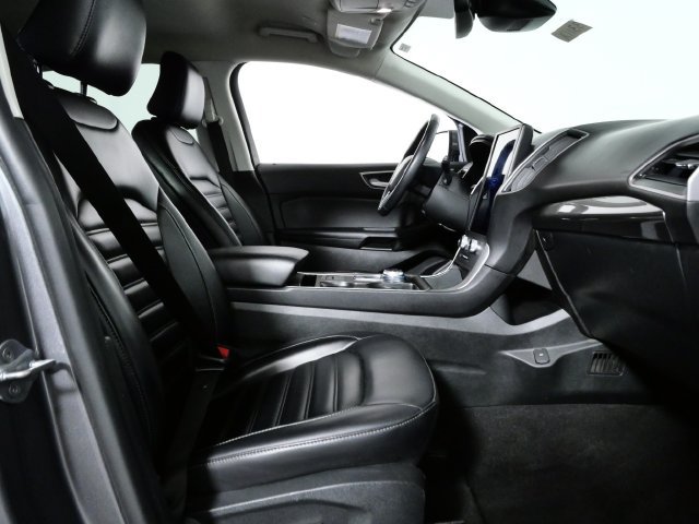 Certified 2024 Ford Edge SEL AWD/4WD image 12