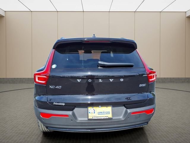 New 2026 Volvo XC40 B5 Core w/ Protection Package Premier AWD/4WD image 8