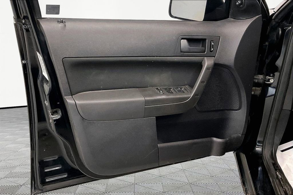 Used 2008 Ford Focus SE FWD image 21