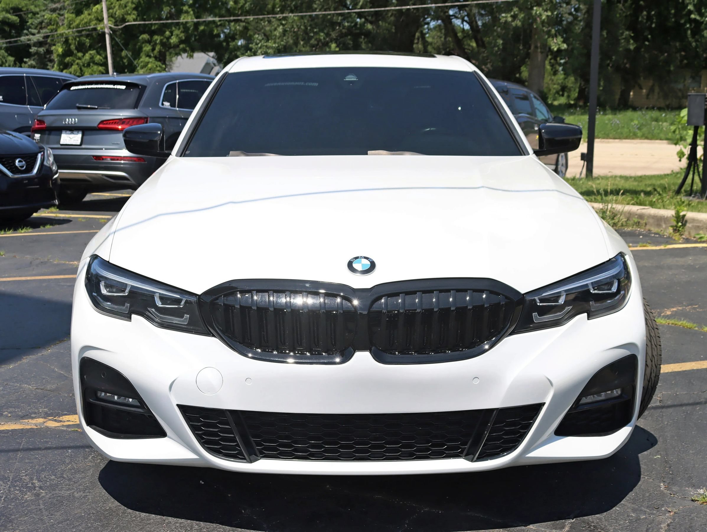Used 2022 BMW 330i Sedan w/ M Sport Package RWD image 10