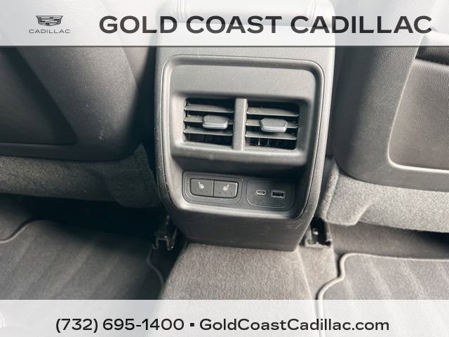Used 2019 Cadillac XT4 Premium Luxury w/ Cold Weather Package image 9