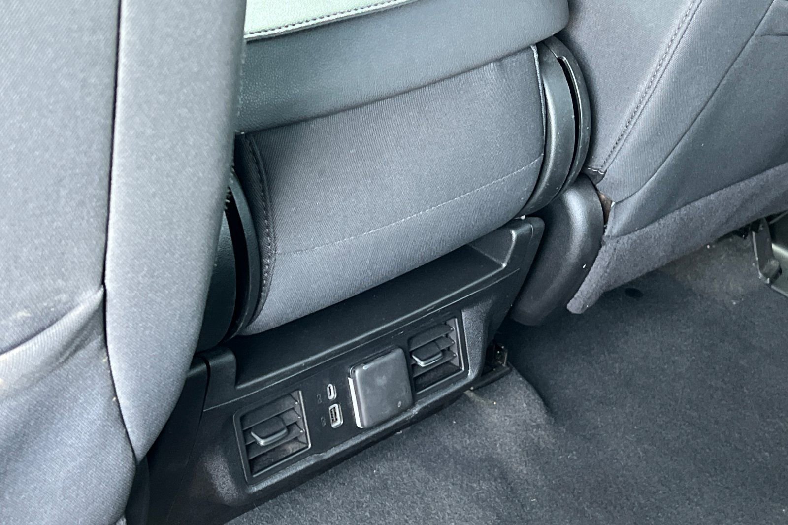 Used 2025 Chevrolet Silverado 1500 LT image 40