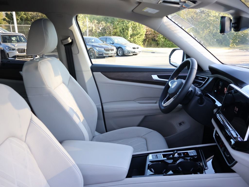 New 2026 Volkswagen Atlas SEL Premium R-Line image 13