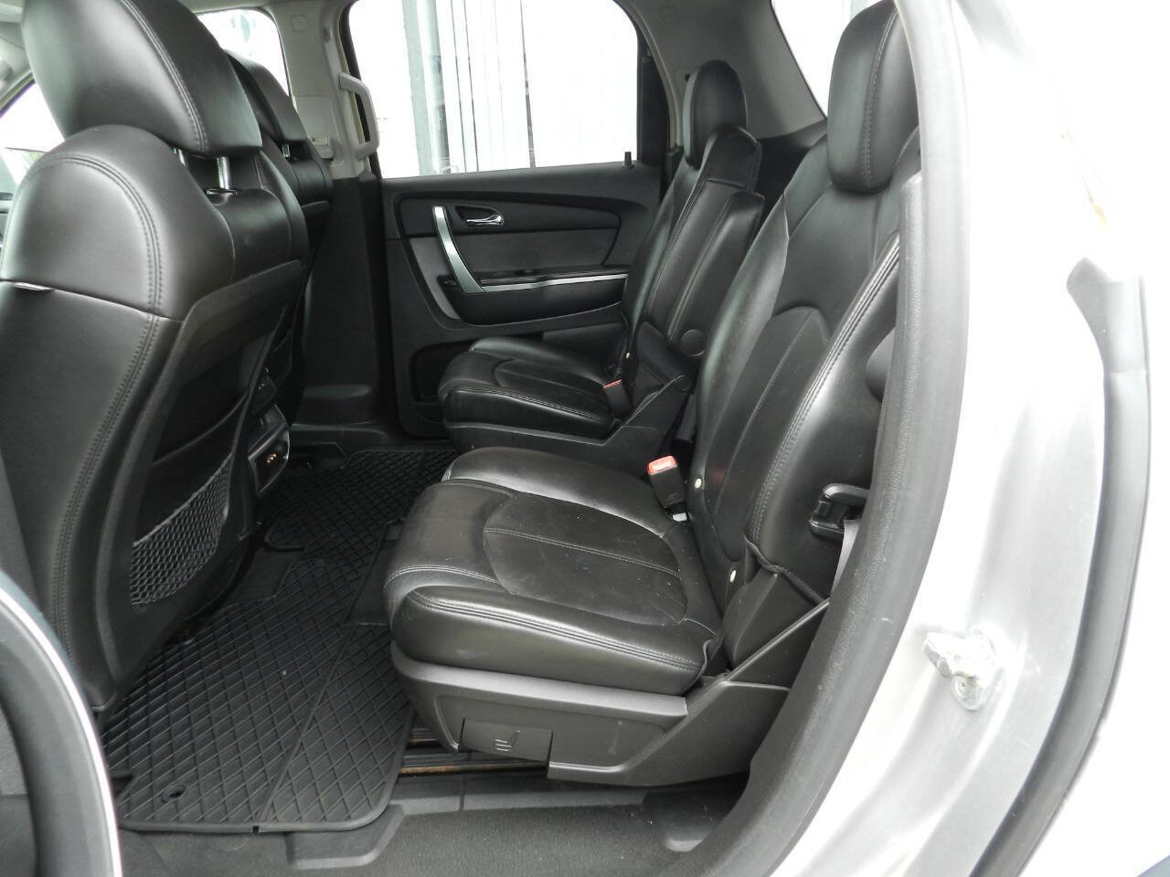 Used 2007 GMC Acadia SLT w/ Trailering Package image 10
