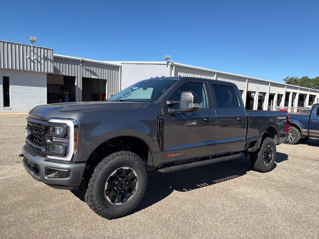 New 2027 Ford F250 XL w/ Tremor Off-Road Package AWD/4WD image 2