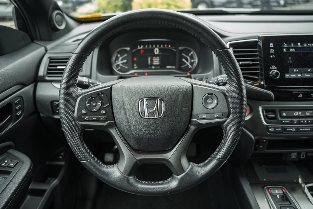 Used 2023 Honda Passport EX-L image 32