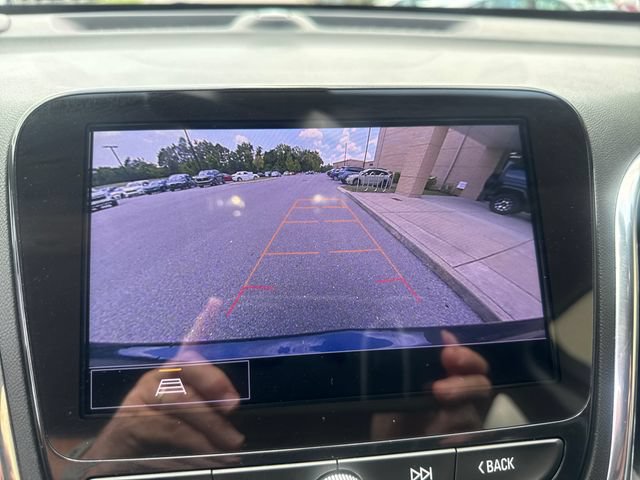 Used 2022 Chevrolet Equinox Premier w/ LPO, Cargo Package FWD image 16