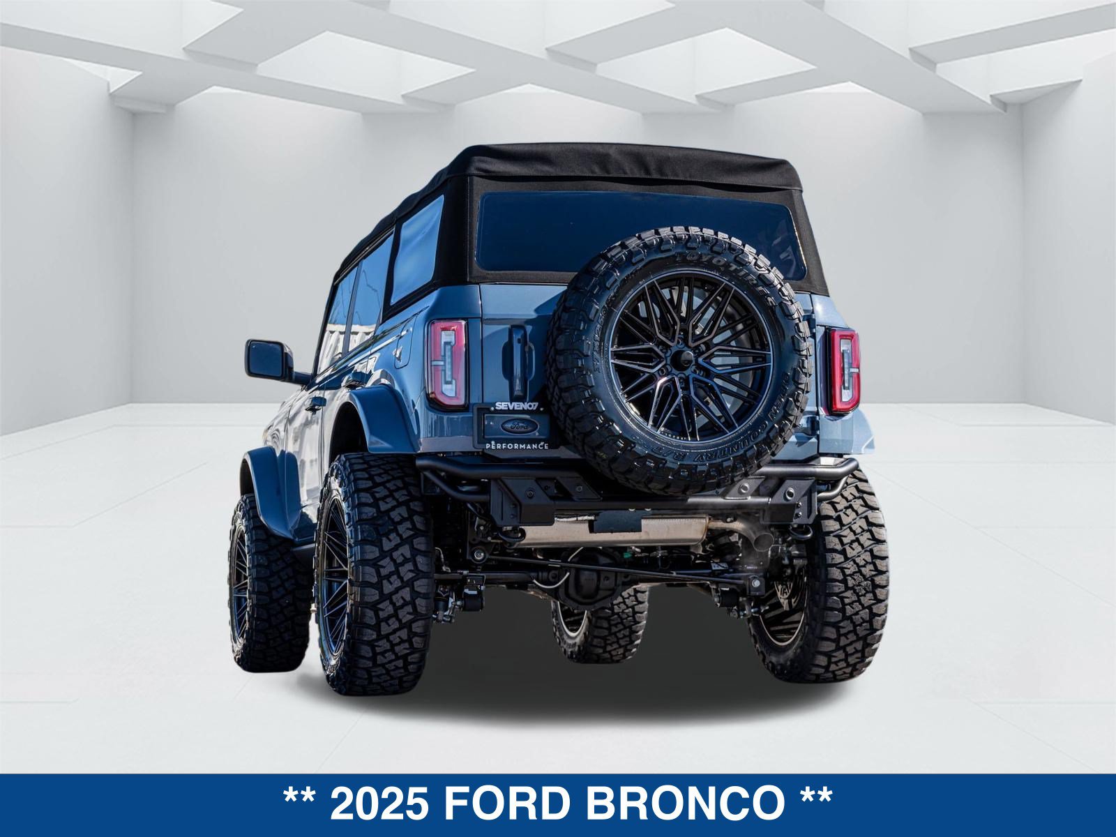 Used 2025 Ford Bronco Badlands AWD/4WD image 6