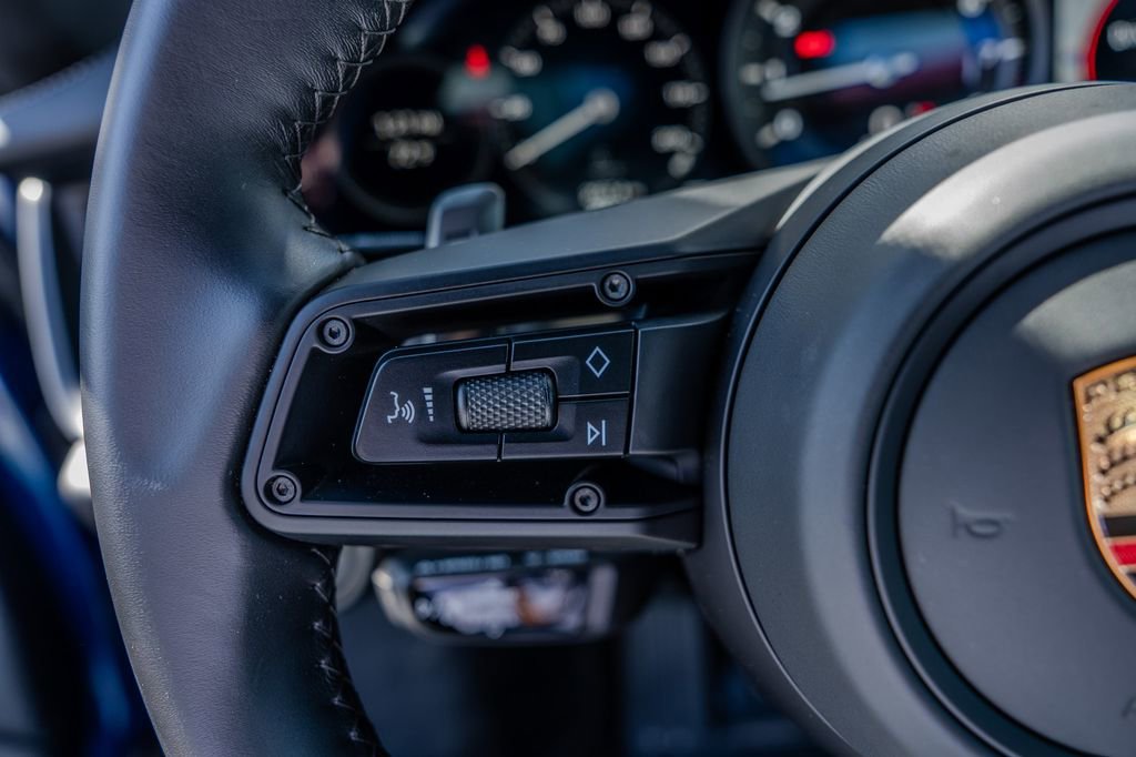 Used 2024 Porsche 911 Carrera S w/ Sport Package image 6