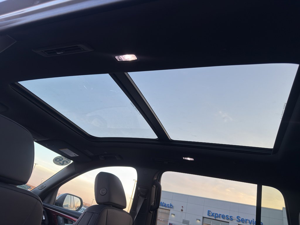 New 2026 Chevrolet Traverse RS w/ LPO, Floor Liner Package image 47