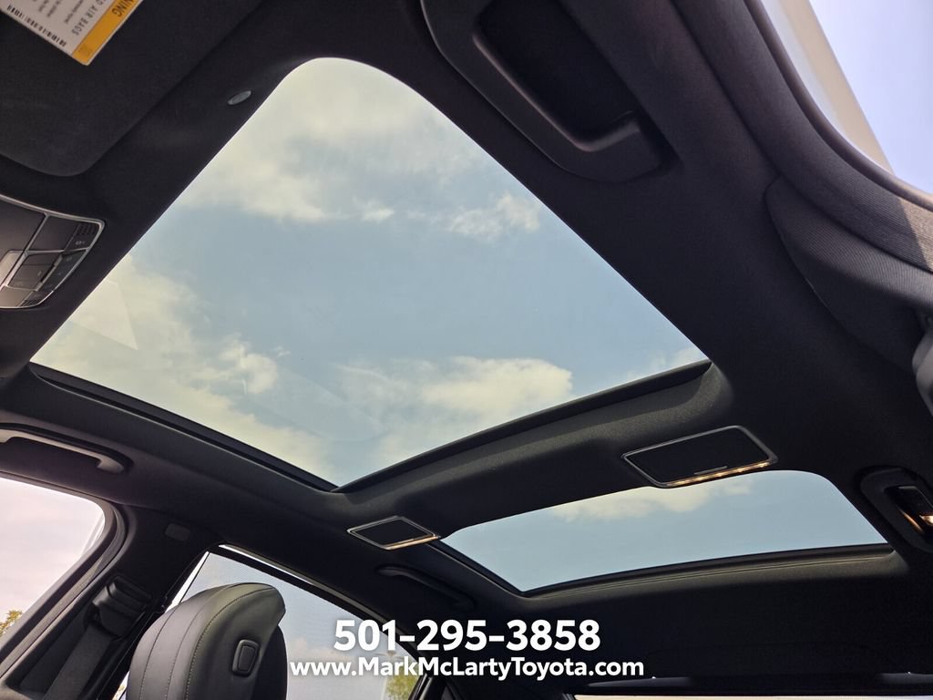 Used 2020 Mercedes-Benz S 560 Sedan image 17
