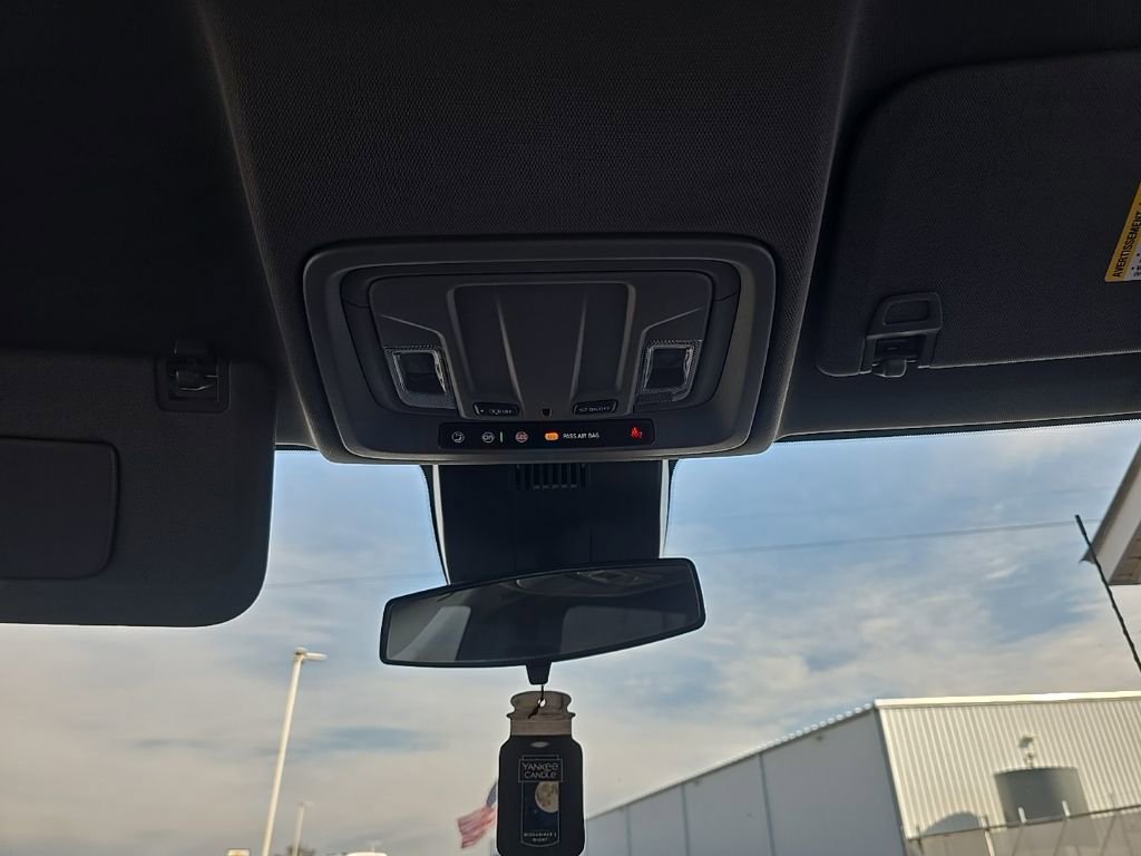 Used 2024 Chevrolet Silverado 3500 LT w/ Convenience Package image 25