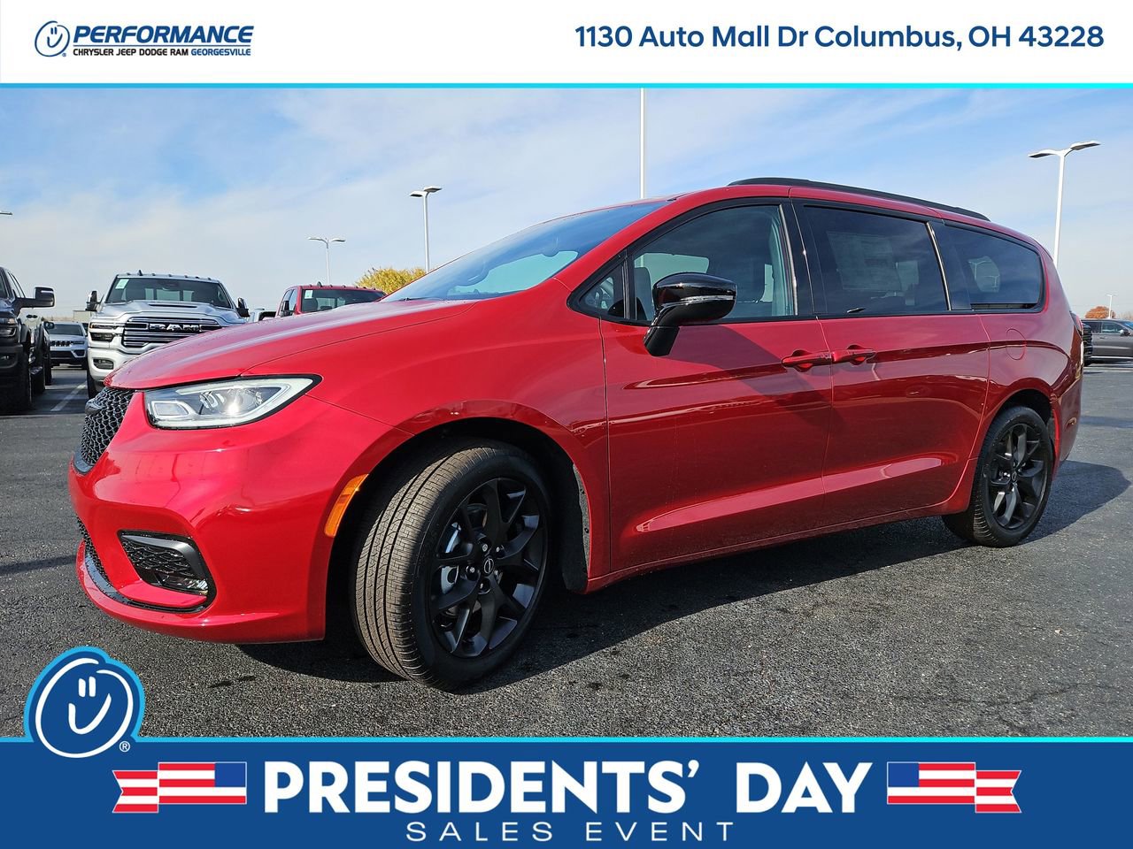 New 2026 Chrysler Pacifica Select image 3