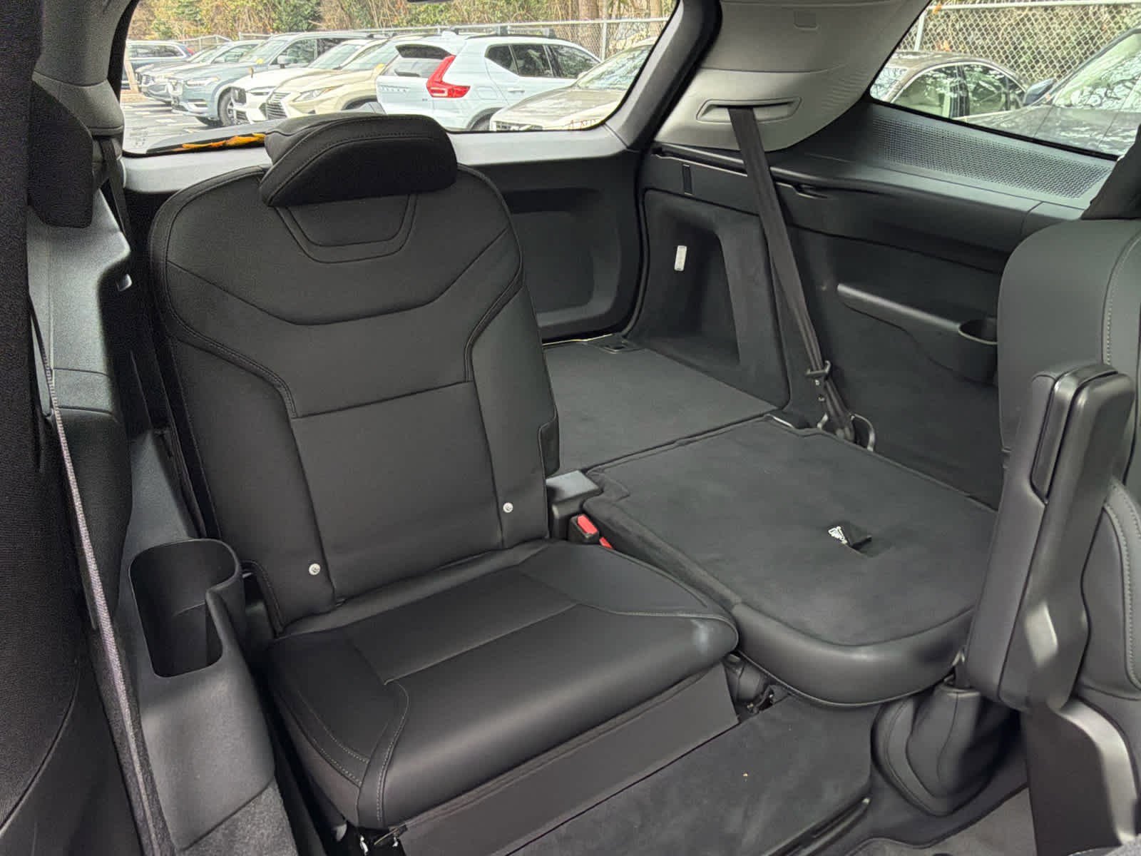 Certified 2025 Volvo EX90 Ultra image 23