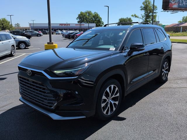 Used 2024 Toyota Grand Highlander AWD Hybrid image 3