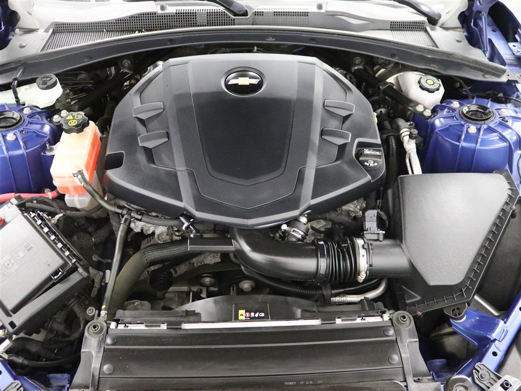 Used 2021 Chevrolet Camaro LT RWD image 28