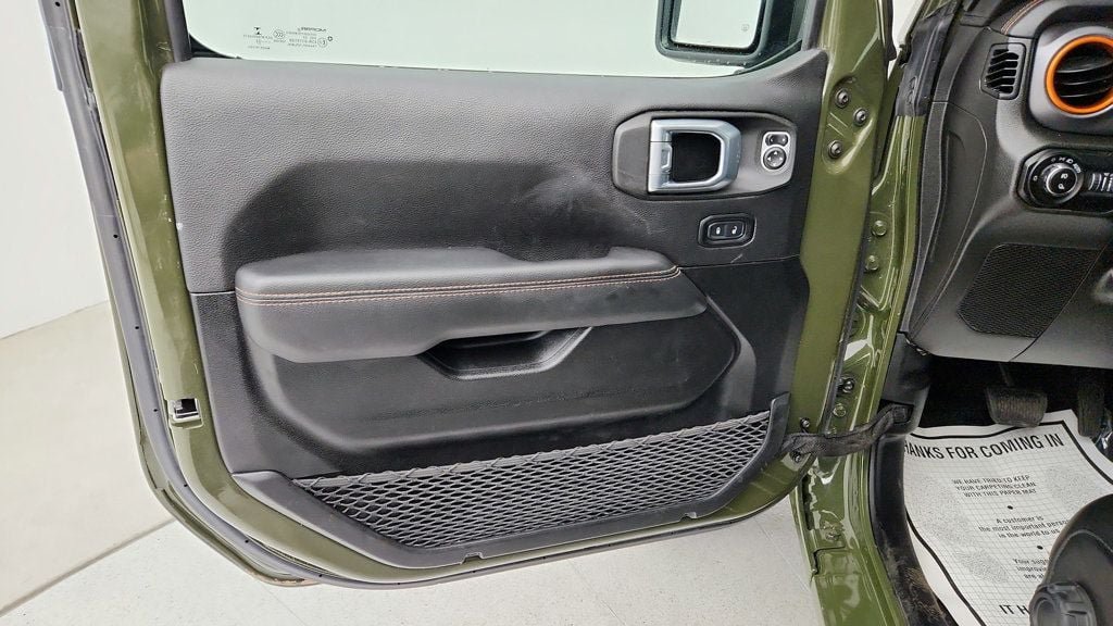 Used 2022 Jeep Gladiator Mojave w/ LED Lighting Group AWD/4WD image 10