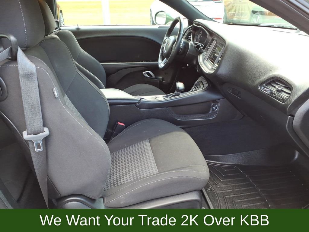 Used 2023 Dodge Challenger R/T w/ Blacktop Package RWD image 23