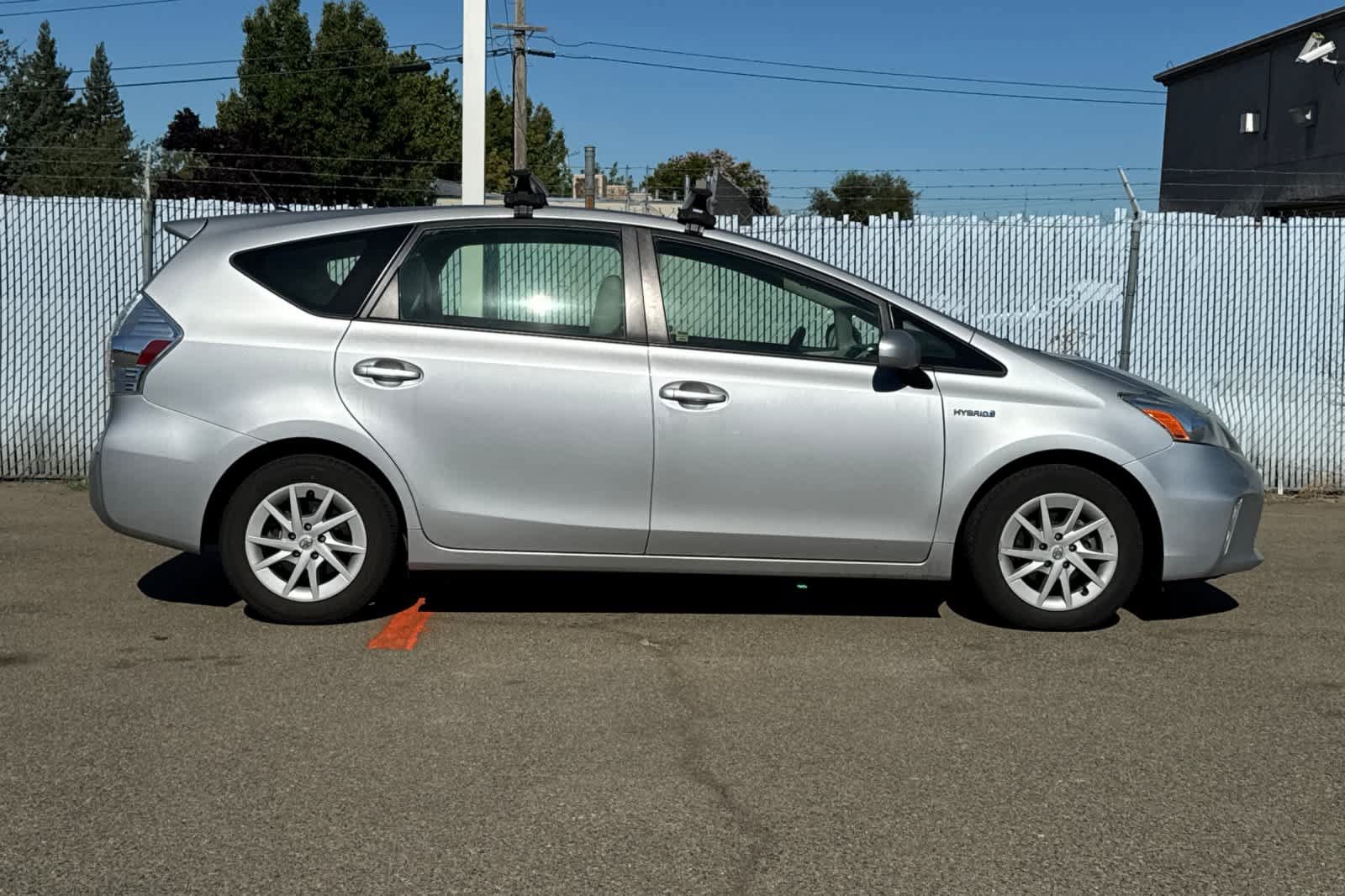 Used 2013 Toyota Prius V Two FWD image 6