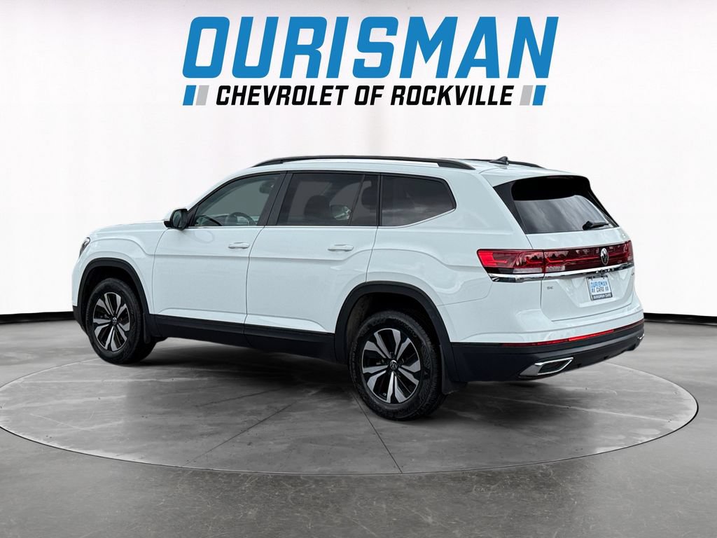 Used 2024 Volkswagen Atlas SE AWD/4WD image 4